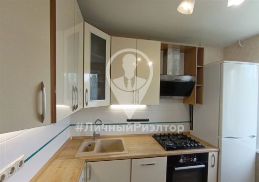 3-к квартира, 1/5 эт., 61м²