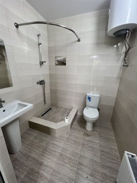 Дом 35м², участок 6 сот.
