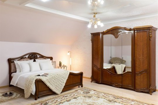 4-к квартира, 7/7 эт., 178м²