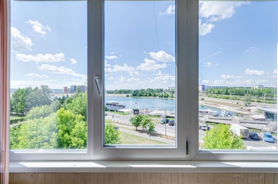 2-к квартира, 4/5 эт., 55м²