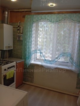 3-к квартира, 3/3 эт., 65м²