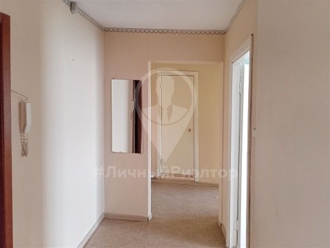 2-к квартира, 5/10 эт., 50м²