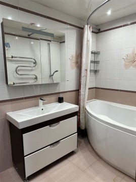2-к квартира, 10/10 эт., 59м²