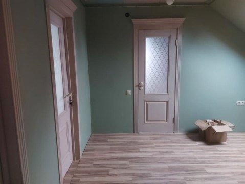 Дом 172м², участок 8 сот.