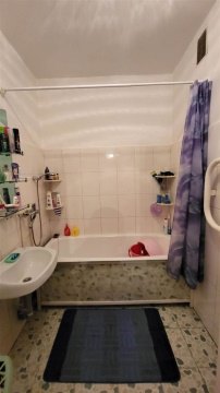 2-к квартира, 2/9 эт., 64м²