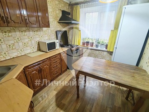 3-к квартира, 1/9 эт., 53м²