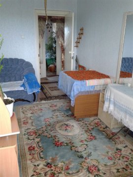 3-к квартира, 9/9 эт., 60м²