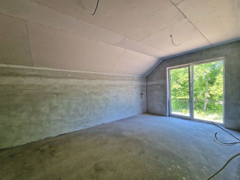 Дом 250м², участок 12 сот.