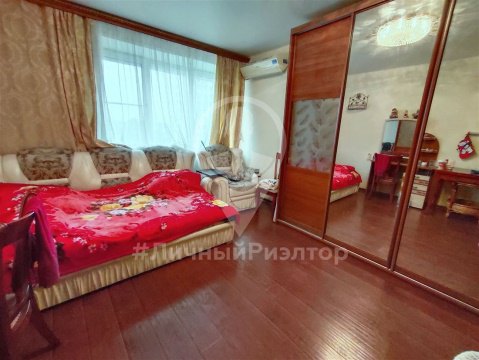 2-к квартира, 7/10 эт., 48м²
