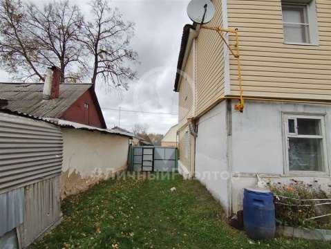 2-к квартира, 2/2 эт., 33м²