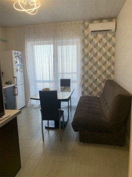 2-к квартира, 1/3 эт., 53м²