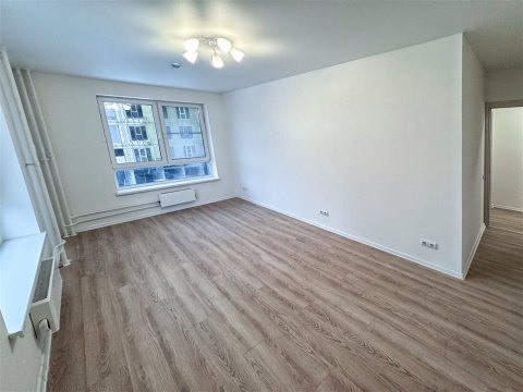 3-к квартира, 3/26 эт., 69м²