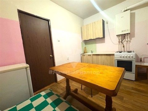 1-к квартира, 1/10 эт., 38м²