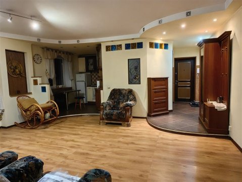 3-к квартира, 3/5 эт., 92м²