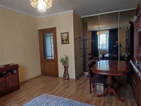 1-к квартира, 8/12 эт., 38м²