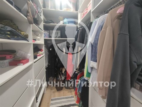 2-к квартира, 21/26 эт., 64м²