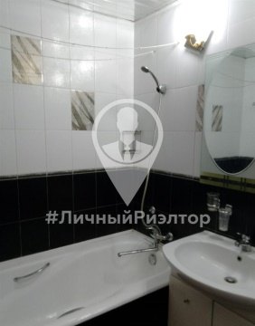 1-к квартира, 3/7 эт., 42м²
