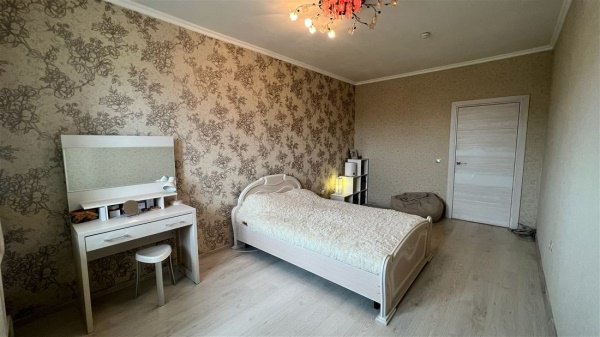 2-к квартира, 5/7 эт., 56м²