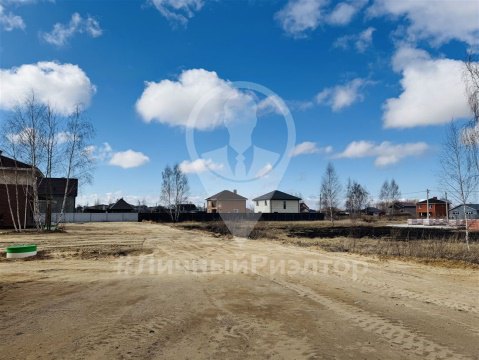 Дом 104м², участок 5 сот.