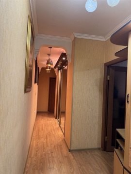 2-к квартира, 3/5 эт., 60м²