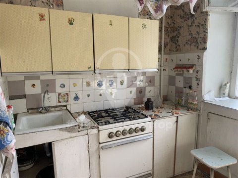 2-к квартира, 7/10 эт., 42м²