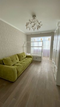 4-к квартира, 2/3 эт., 144м²
