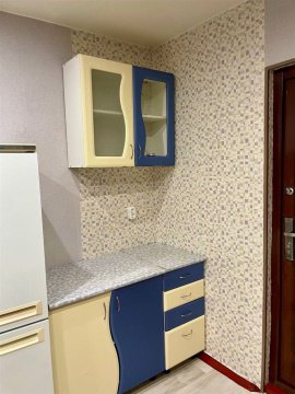 1-к квартира, 4/5 эт., 12м²