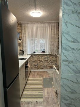 2-к квартира, 1/2 эт., 47м²