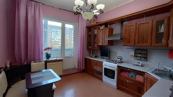 3-к квартира, 3/9 эт., 95м²