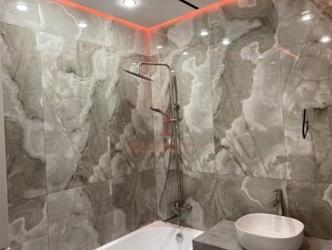 2-к квартира, 8/12 эт., 47м²