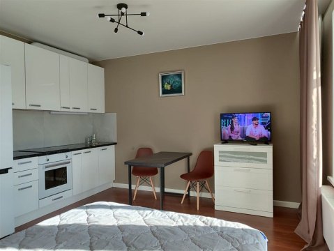 Студия, 2/8 эт., 27м²
