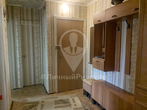 2-к квартира, 5/5 эт., 42м²