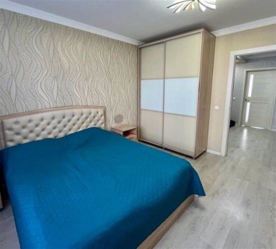2-к квартира, 2/10 эт., 63м²