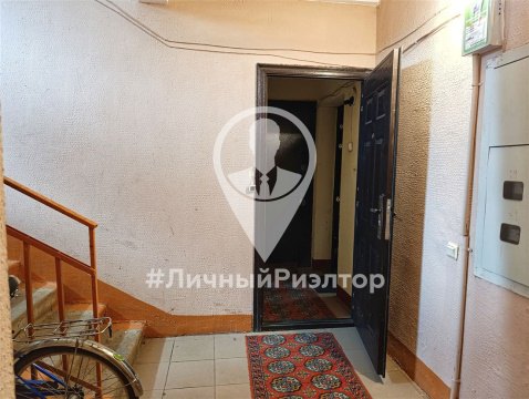1-к квартира, 1/4 эт., 32м²