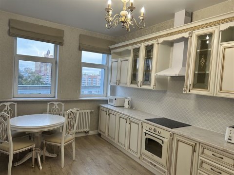 2-к квартира, 5/21 эт., 77м²