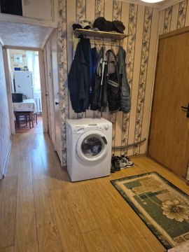 3-к квартира, 5/5 эт., 61м²
