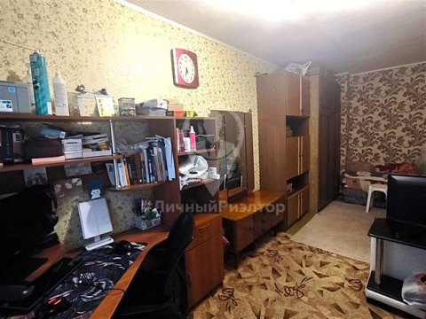 2-к квартира, 4/4 эт., 42м²