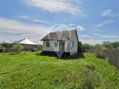 Дом 35м², участок 7 сот.