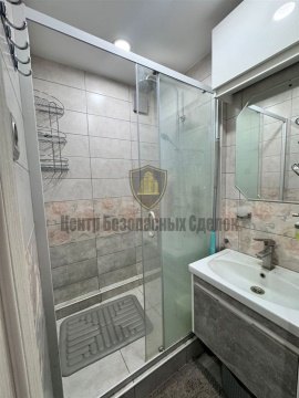 2-к квартира, 2/5 эт., 42м²