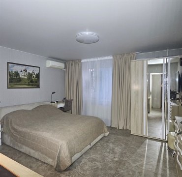 3-к квартира, 4/17 эт., 70м²