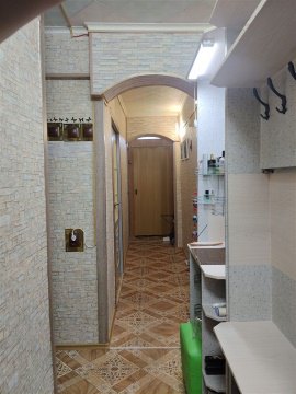 2-к квартира, 1/5 эт., 50м²