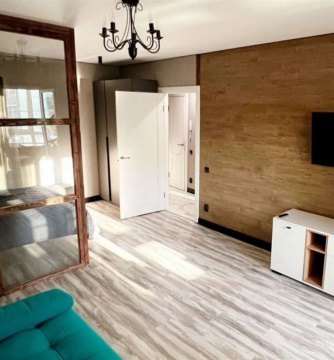 2-к квартира, 3/12 эт., 60м²