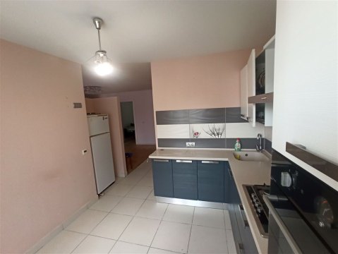 2-к квартира, 8/11 эт., 46м²