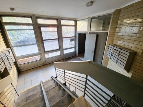 1-к квартира, 2/12 эт., 38м²