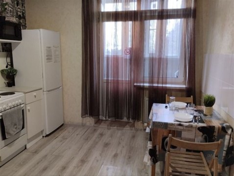 1-к квартира, 2/17 эт., 50м²