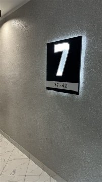 1-к квартира, 7/18 эт., 35м²