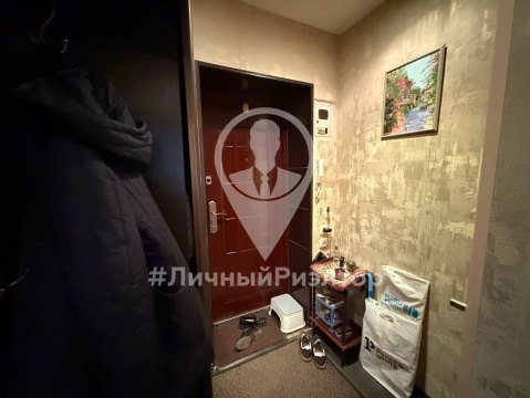 2-к квартира, 2/4 эт., 40м²