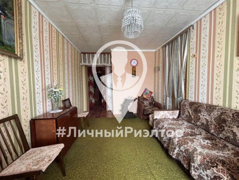 3-к квартира, 4/5 эт., 52м²