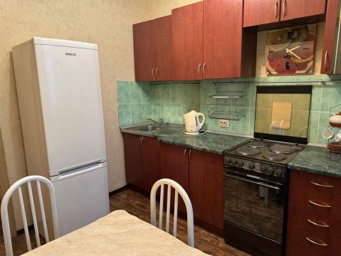 2-к квартира, 2/9 эт., 52м²