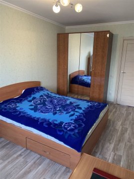 2-к квартира, 2/3 эт., 56м²
